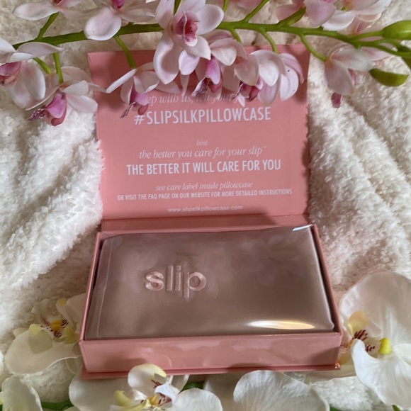 Slip Pure Silk Pillowcase💕 - Picture 5 of 7